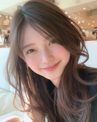 半长发 · 生活照